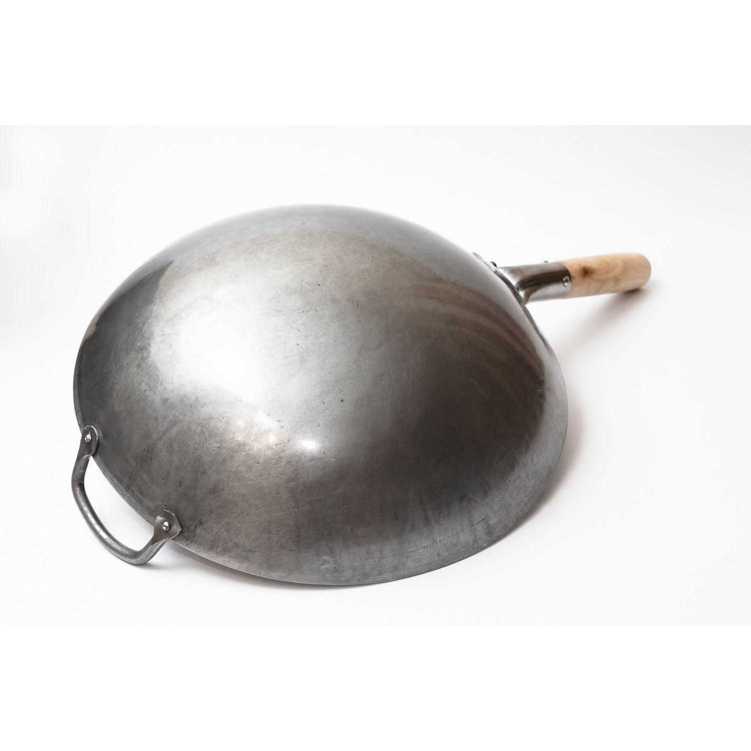 Craft Wok Traditional Hand Hammered Carbon Steel Pow Wok with Wooden and Steel Helper Handle