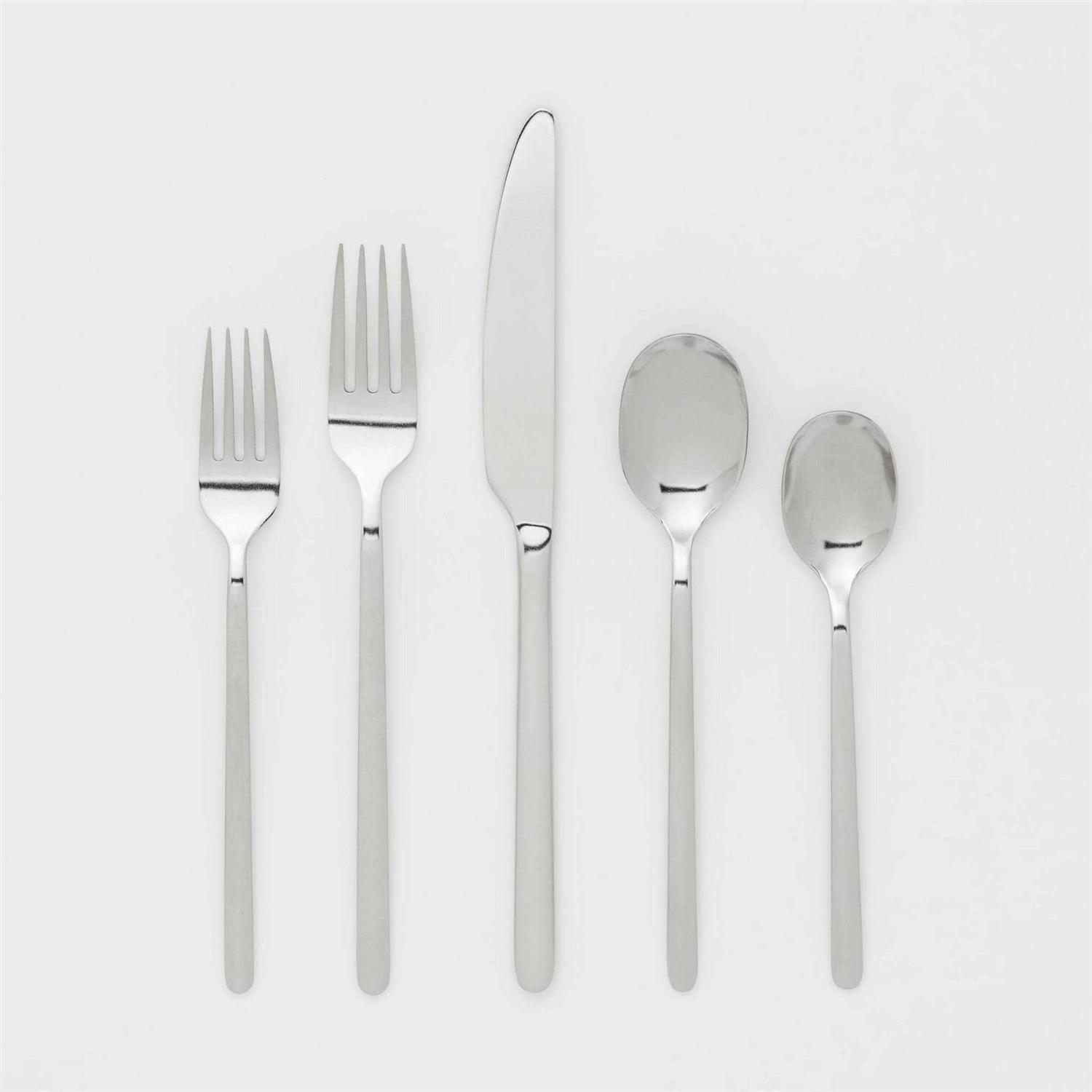 Room Essentials 20pc Flatware Set Silver