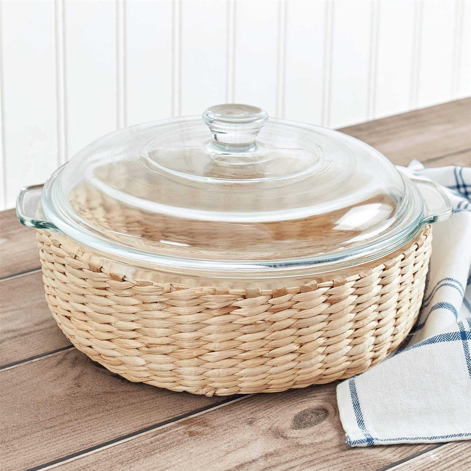 Dolly Parton 1.9-Qt. Glass Casserole with Wicker Basket
