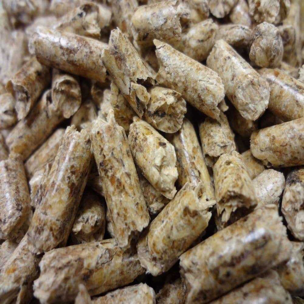 Lowe’s 40-lb Heating Wood Pellets 868557000016