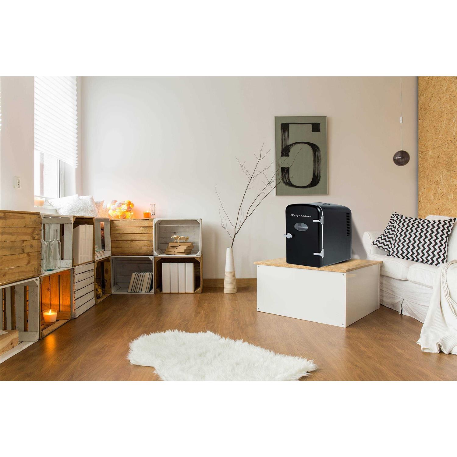 Frigidaire Portable Retro Extra Large 9-Can Capacity Mini Cooler