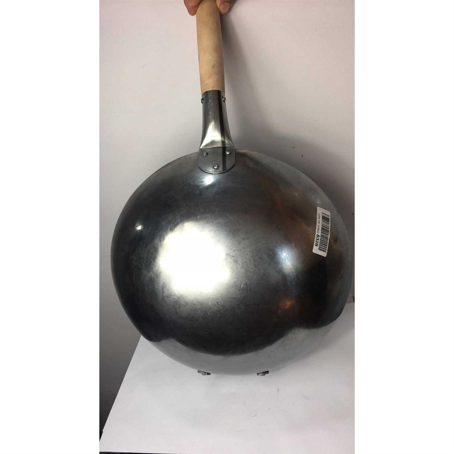 Craft Wok Traditional Hand Hammered Carbon Steel Pow Wok with Wooden and Steel Helper Handle