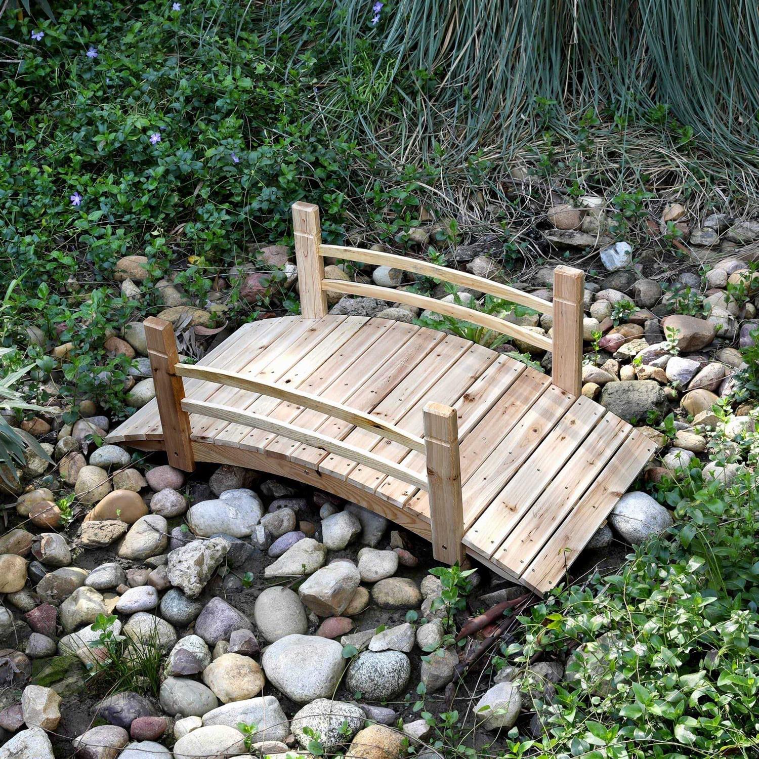 Shine Company 6 Ft. Cedar Garden Bridge