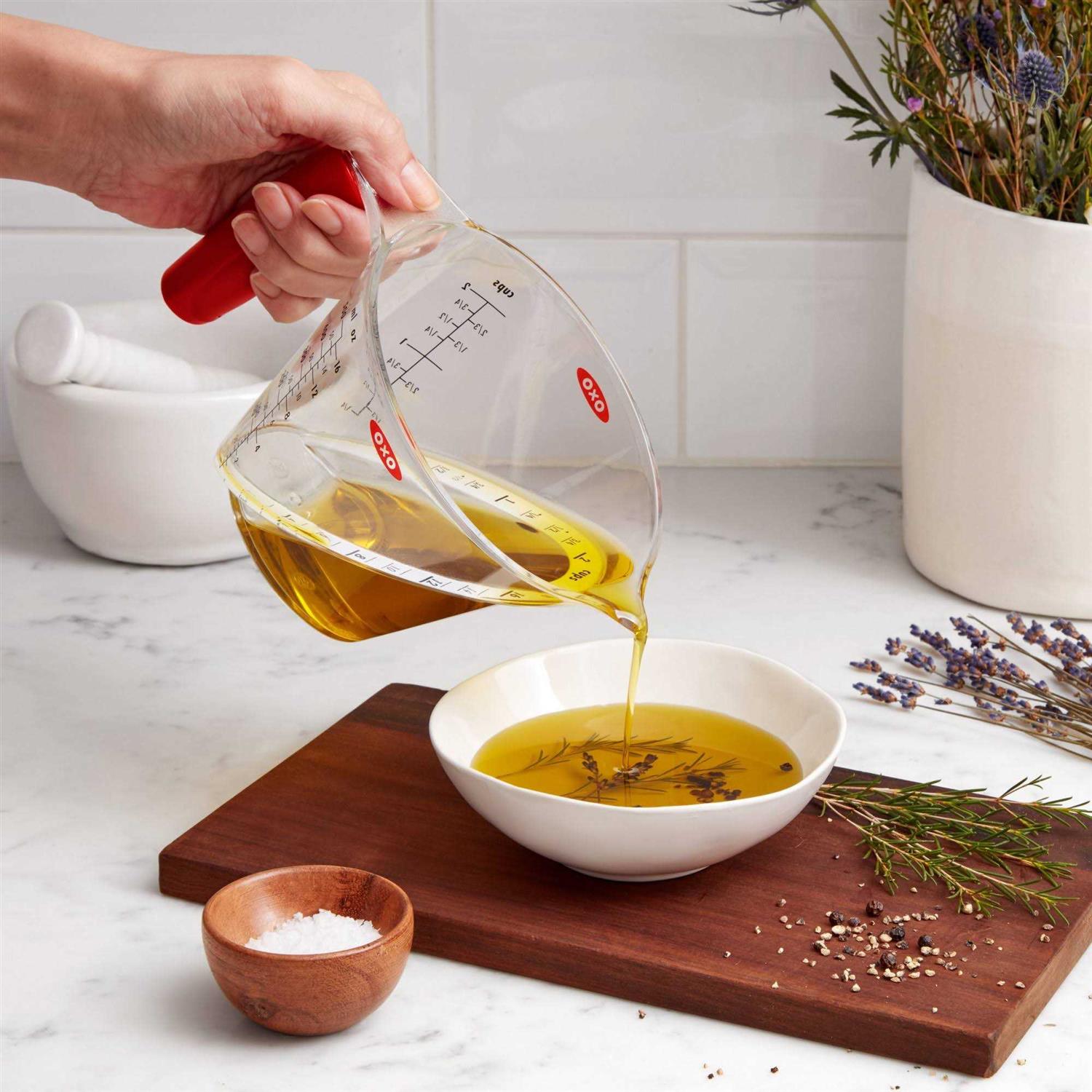 OXO Good Grips Angled Measuring Cup