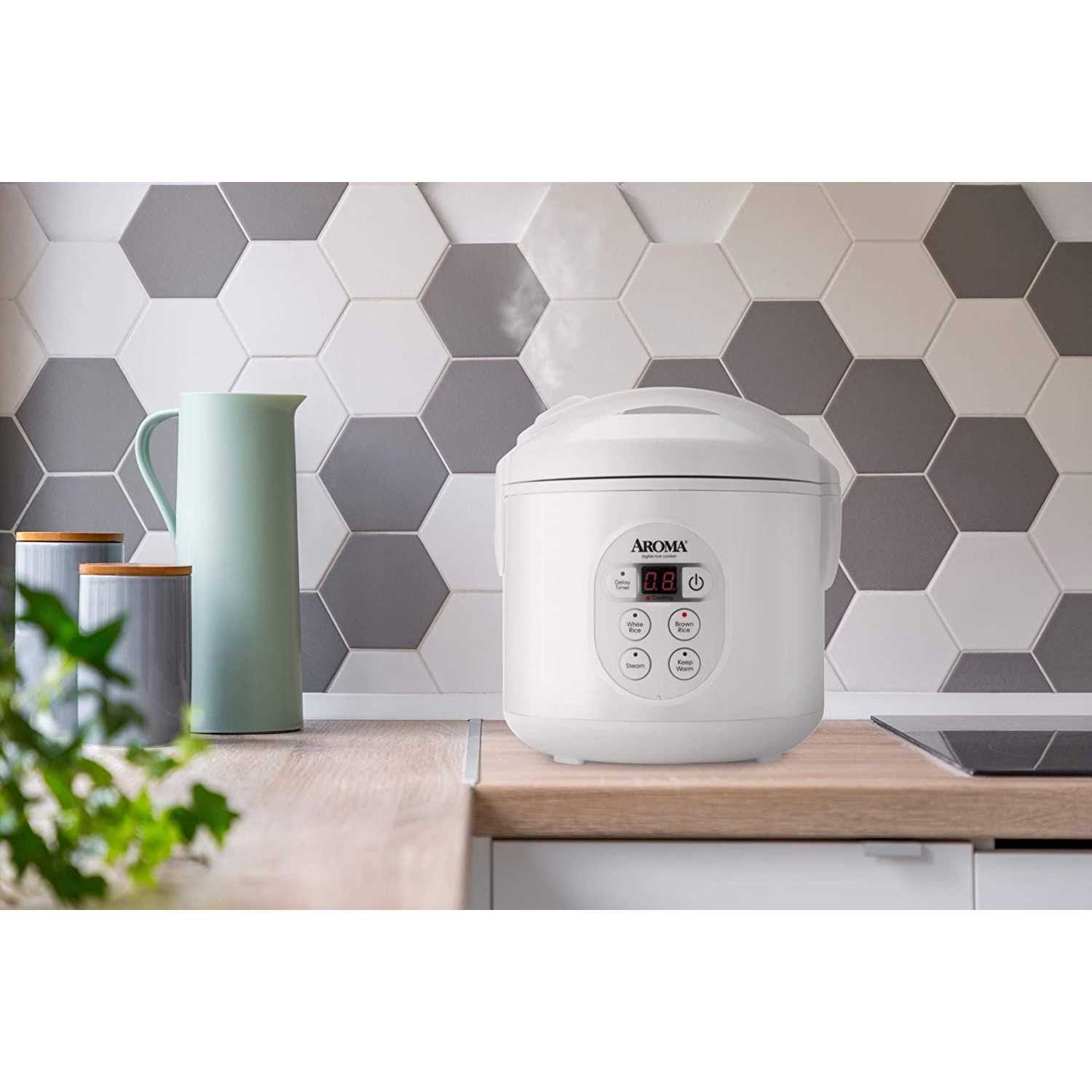 Aroma 8-Cup Cool-Touch Rice Cooker