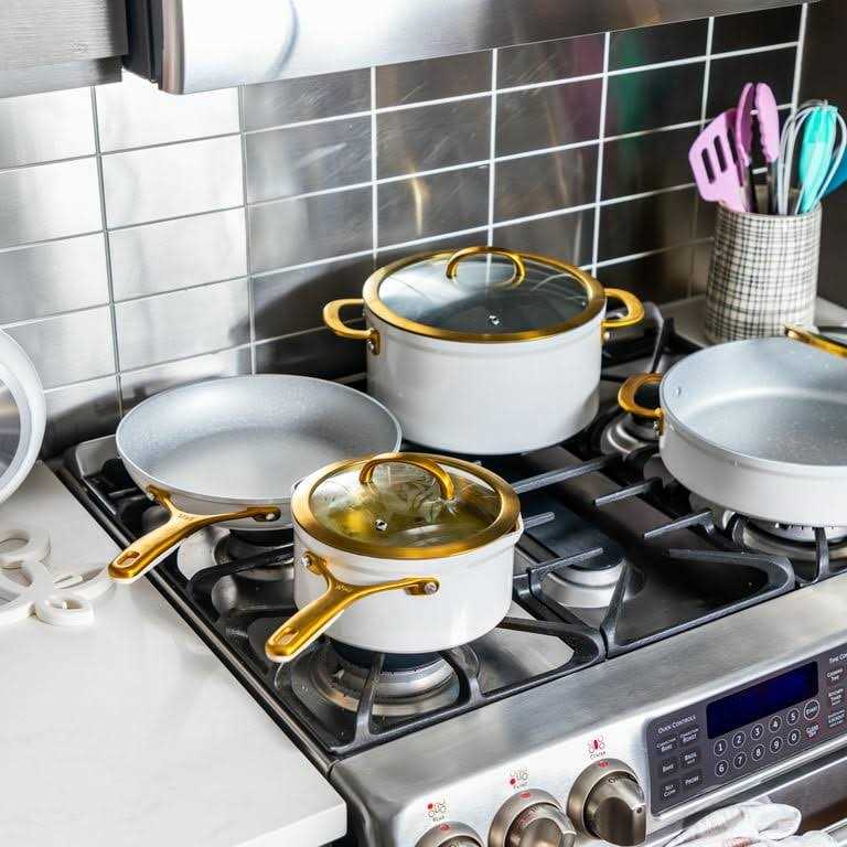 Thyme & Table Nonstick Supreme Cookware