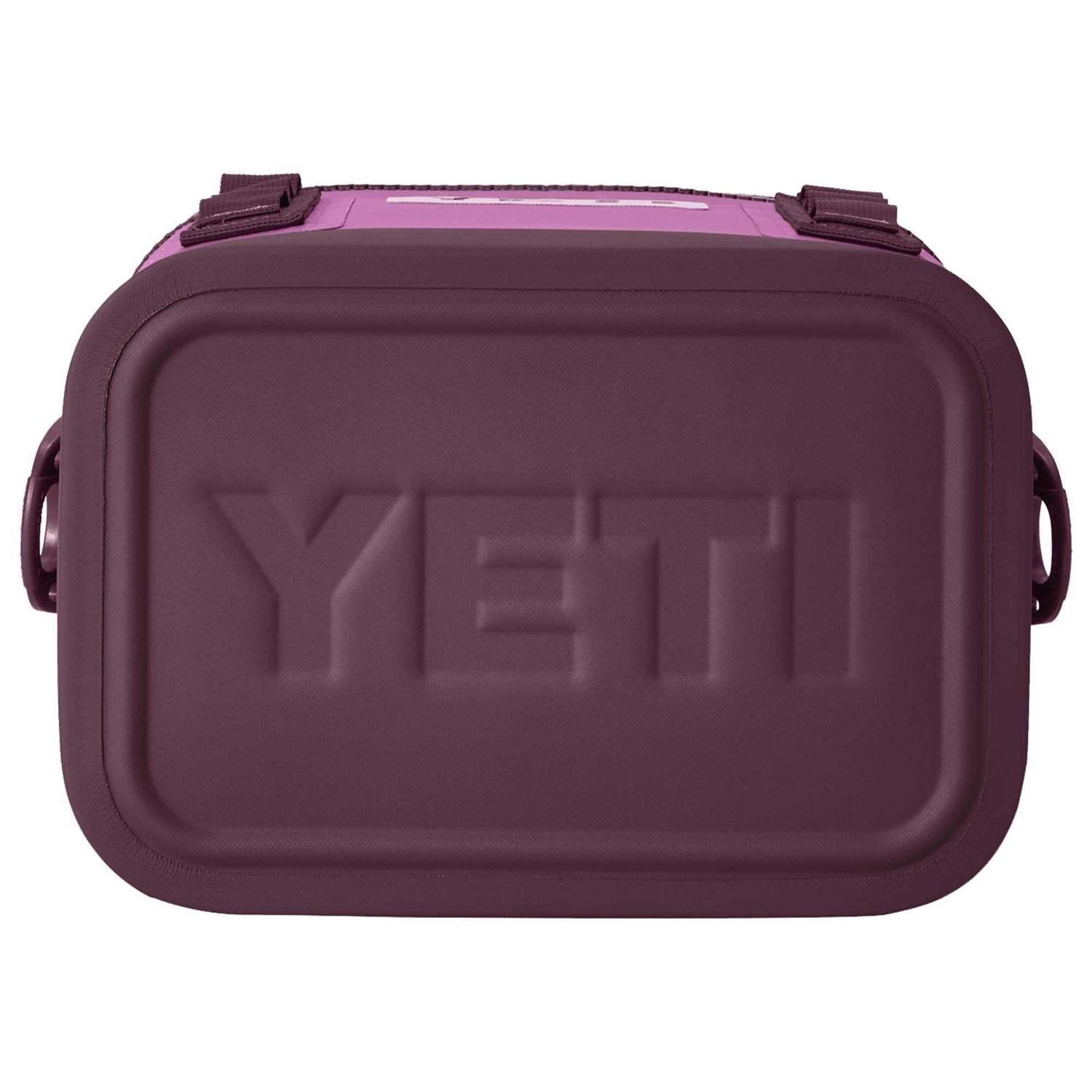YETI Hopper Flip 8