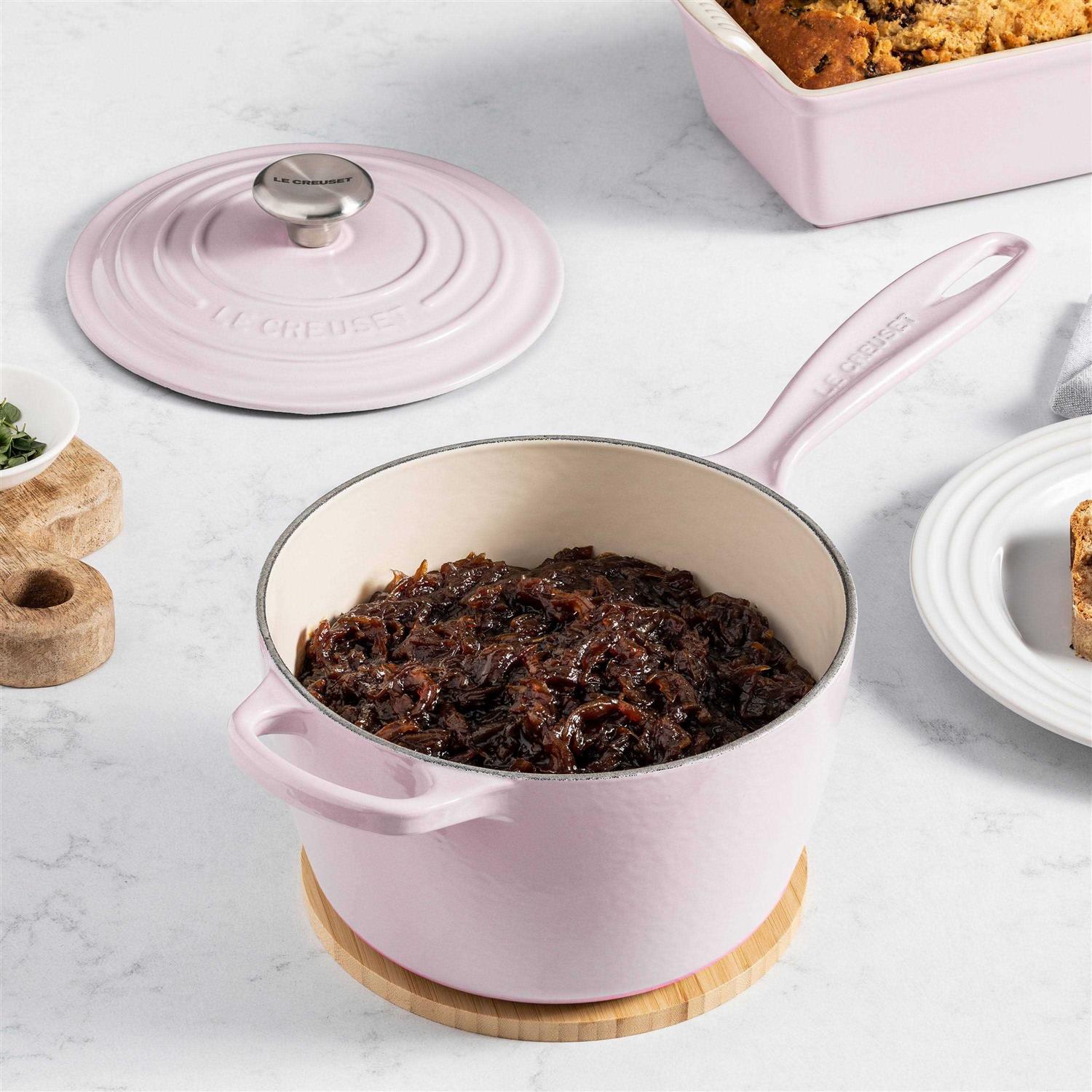 Le Creuset Cast Iron Signature Saucepan