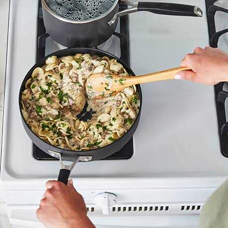 Select by Calphalon Nonstick with AquaShield 2.5qt Sauce Pan with Lid