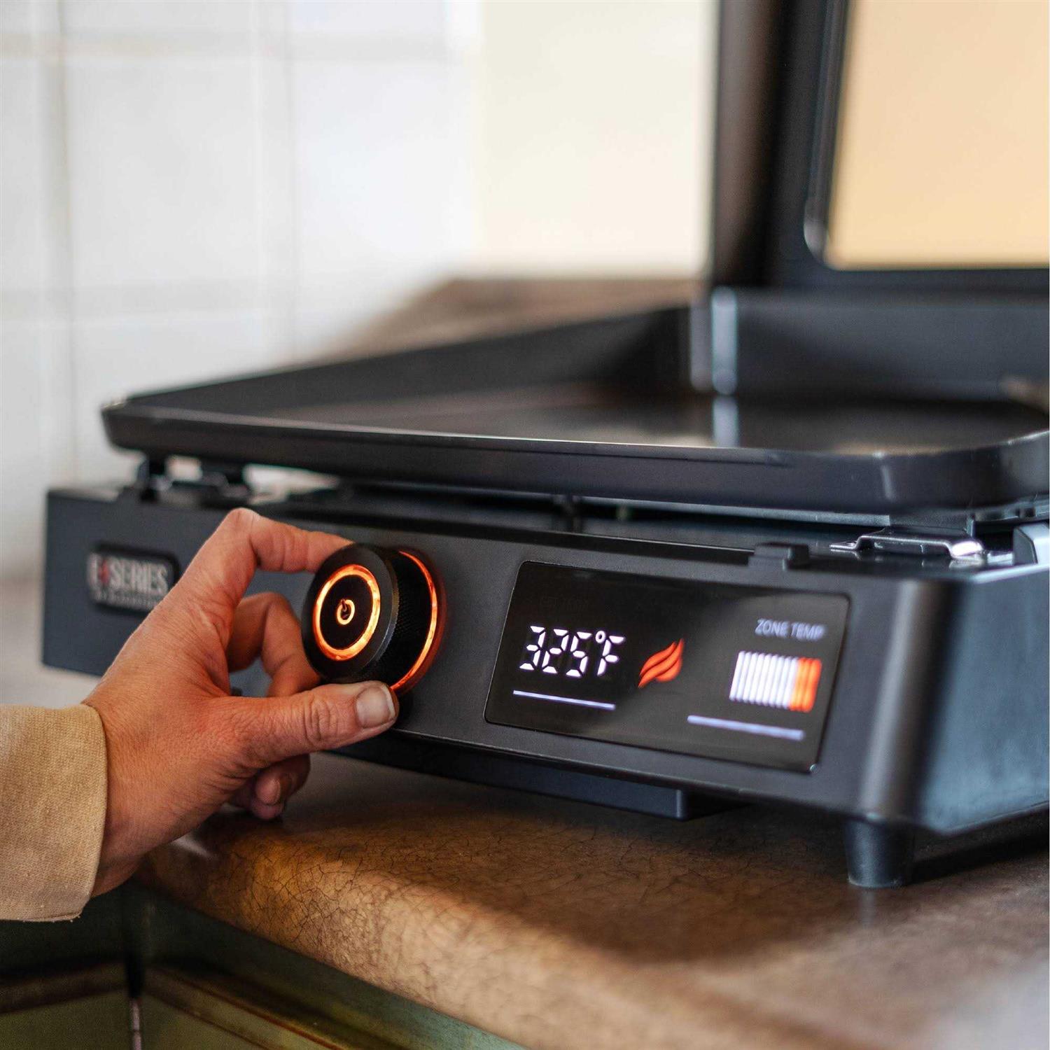 Blackstone Products E-series Tabletop Electric Griddle 8005