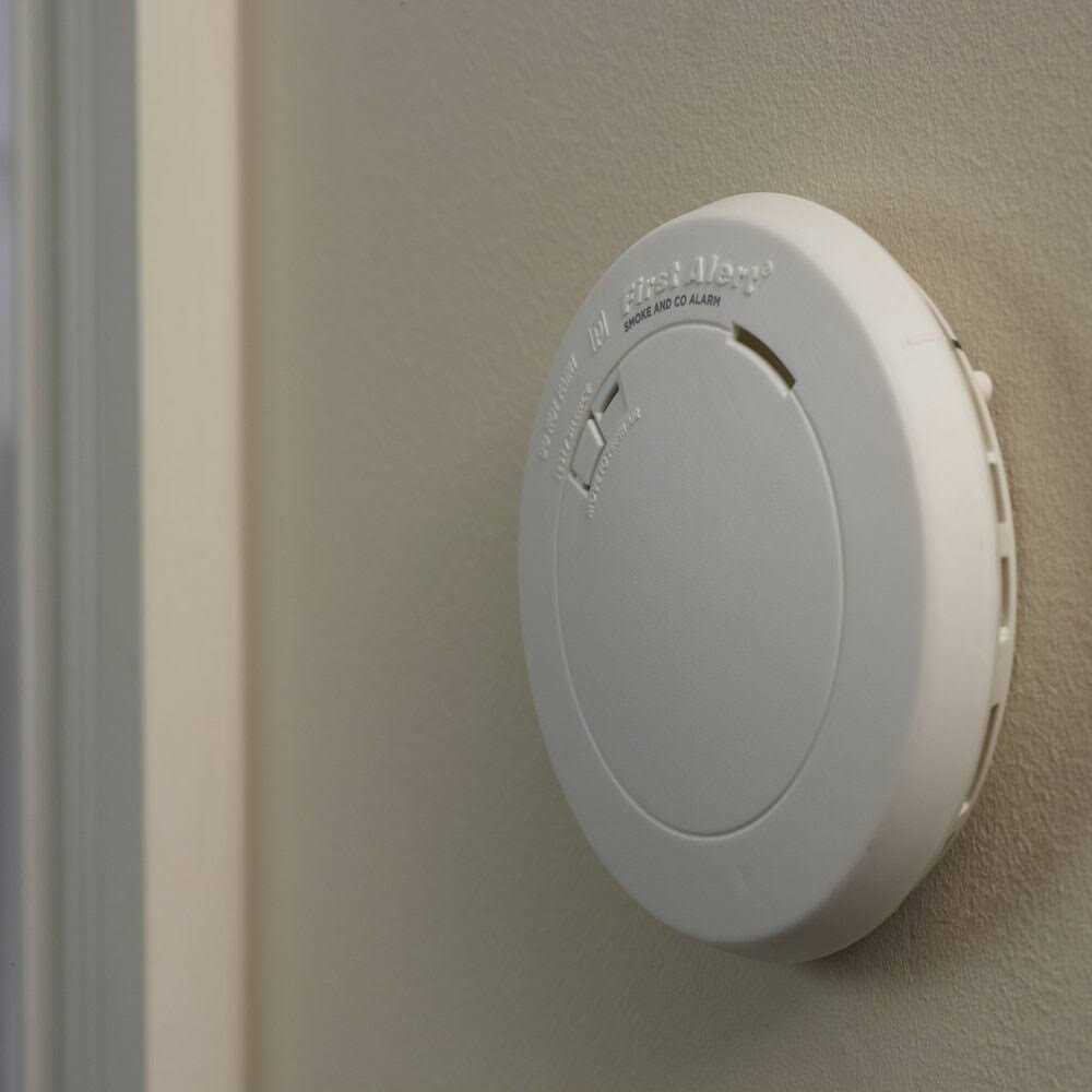 First Alert PRC710B Co2 and Smoke Alarm