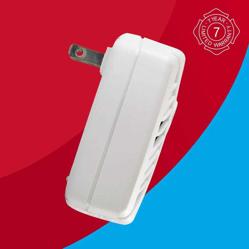 First Alert Plug-In Carbon Monoxide Detector