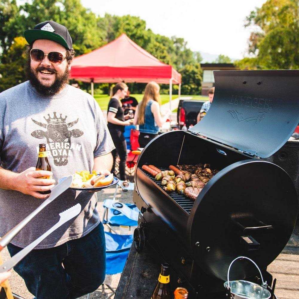 Traeger Tailgater