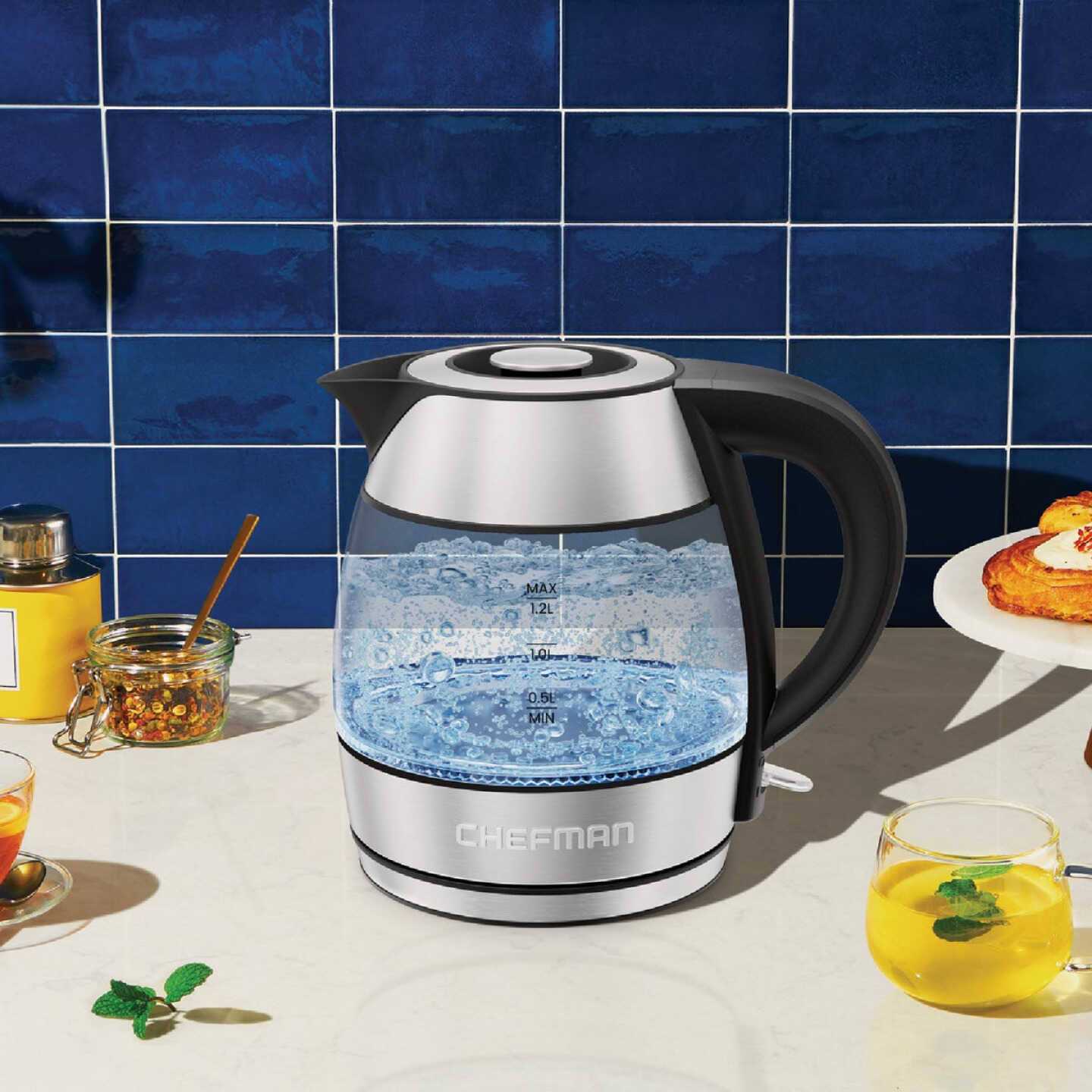 Chefman 1.2L Electric Kettle