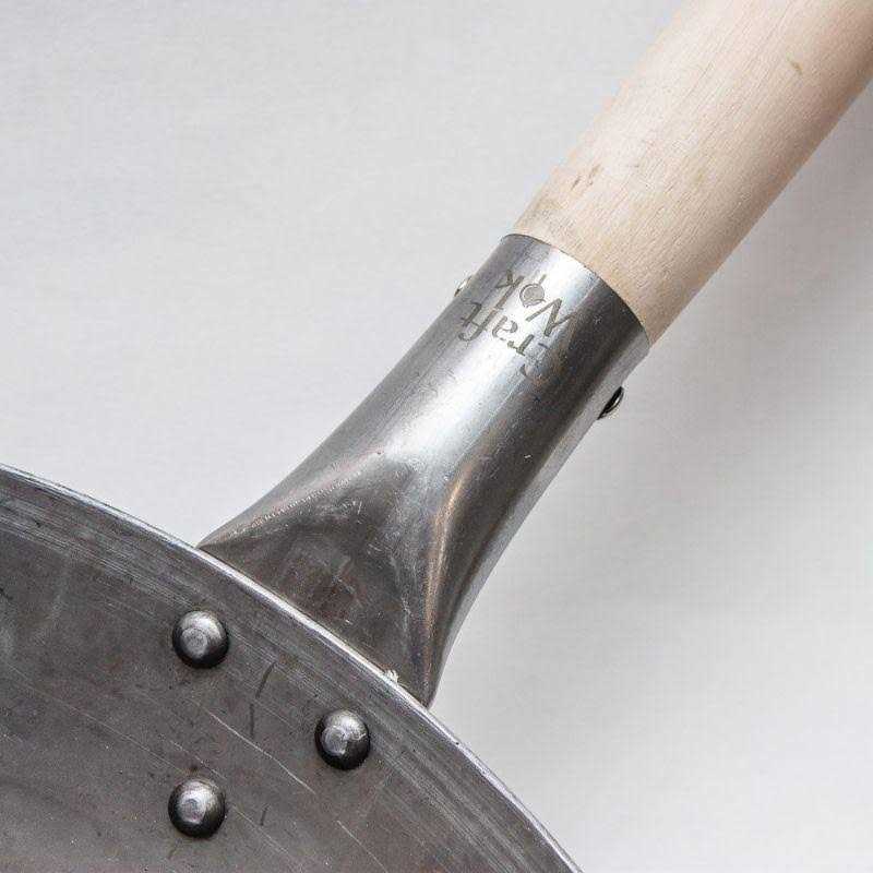 Craft Wok Traditional Hand Hammered Carbon Steel Pow Wok with Wooden and Steel Helper Handle