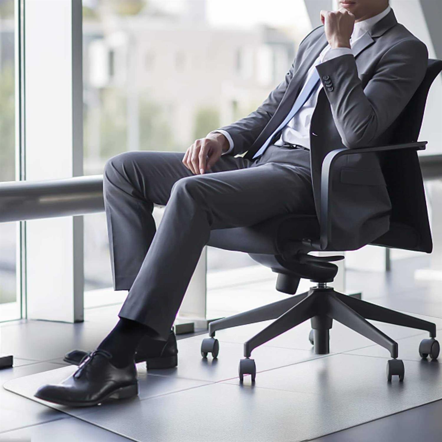 Kuyal Office Chair Mat for Hardwood Floor 30&” x 48&” Rectangle Transparent Desk Thick Durable Chair Mat for Rolling Chairs