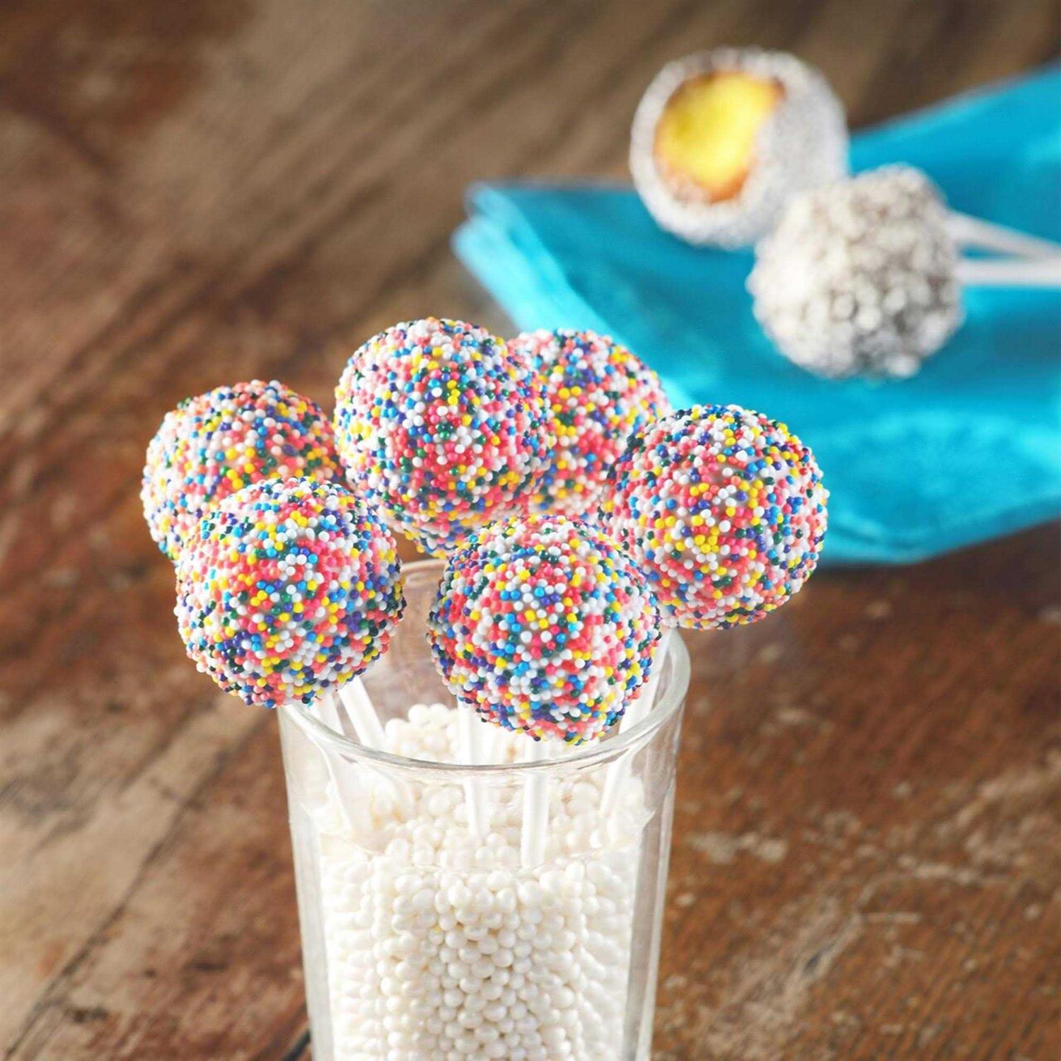 Babycakes Mini Cake Pop Maker