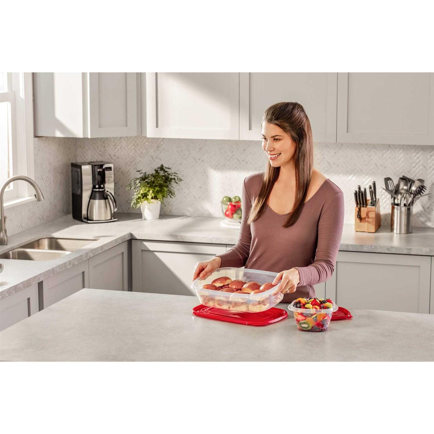 Rubbermaid TakeAlongs Food Storage Container – 1Gal 2pk, Red