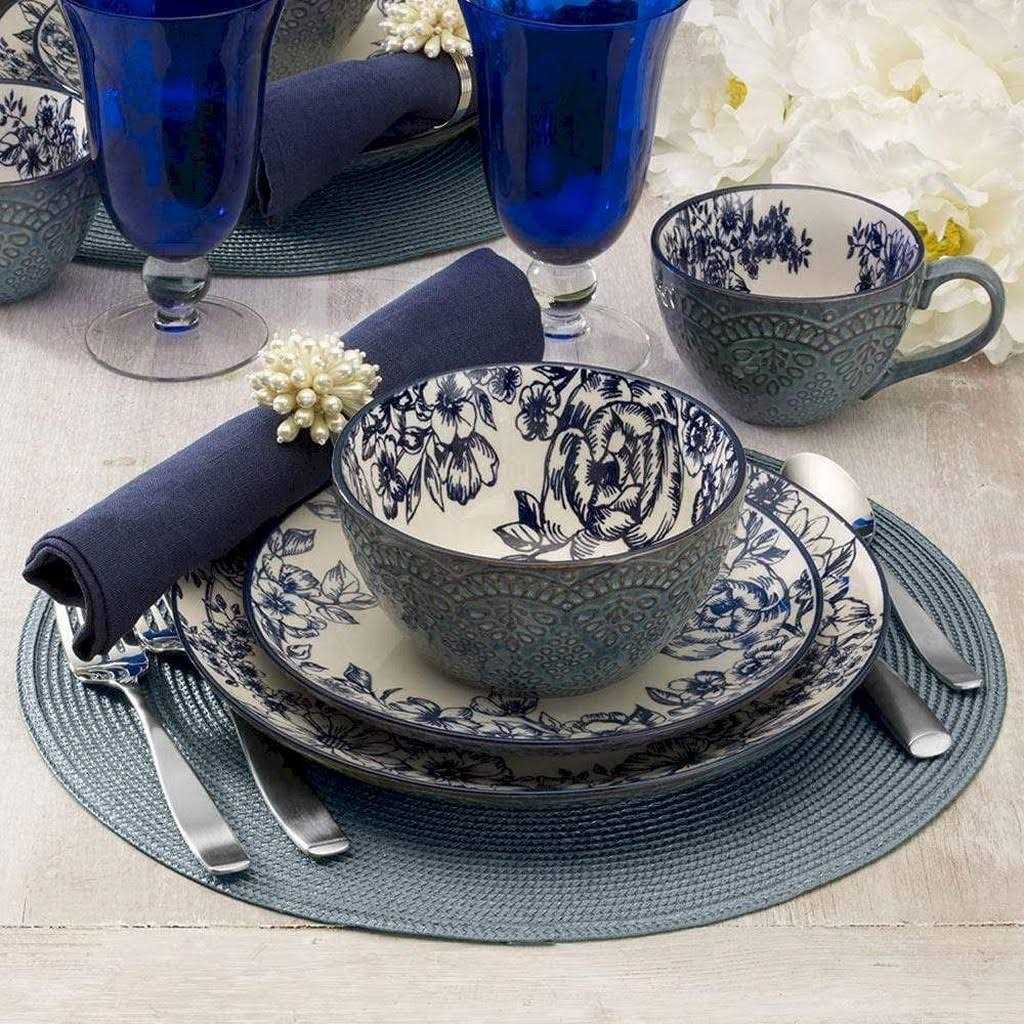 Pfaltzgraff 16-Piece Gabriela Dinnerware Set