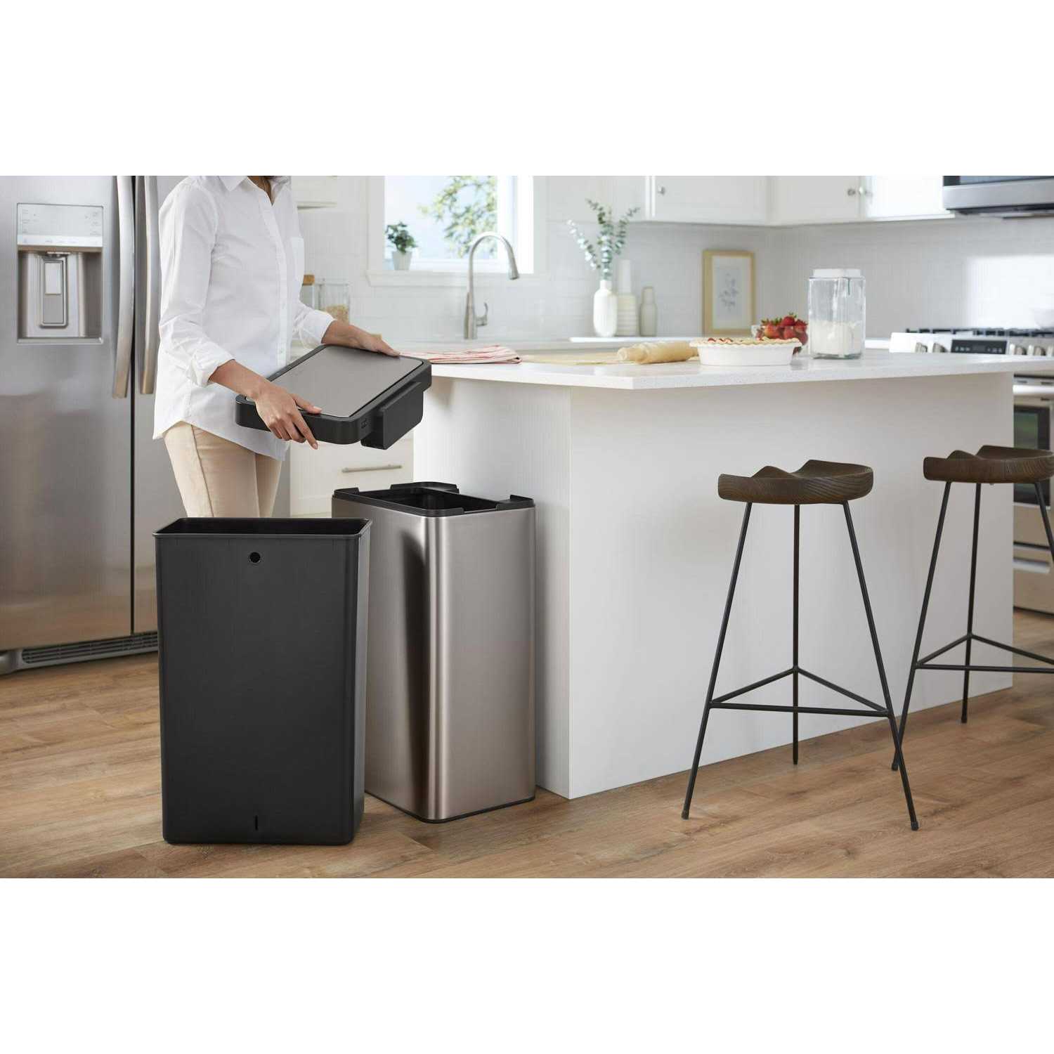 13-gallon touchless Stainless steel trash can KOHLER 23825