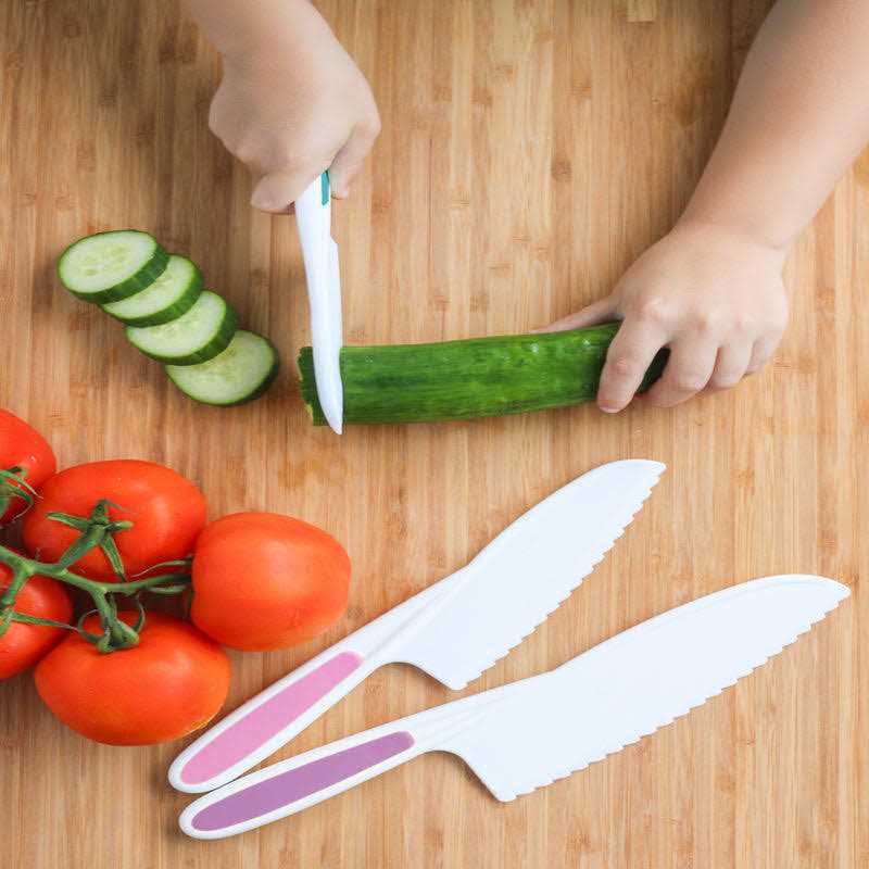 Tovla Jr. Knives for Kids 3-Piece Nylon Kitchen Knife Set Handle
