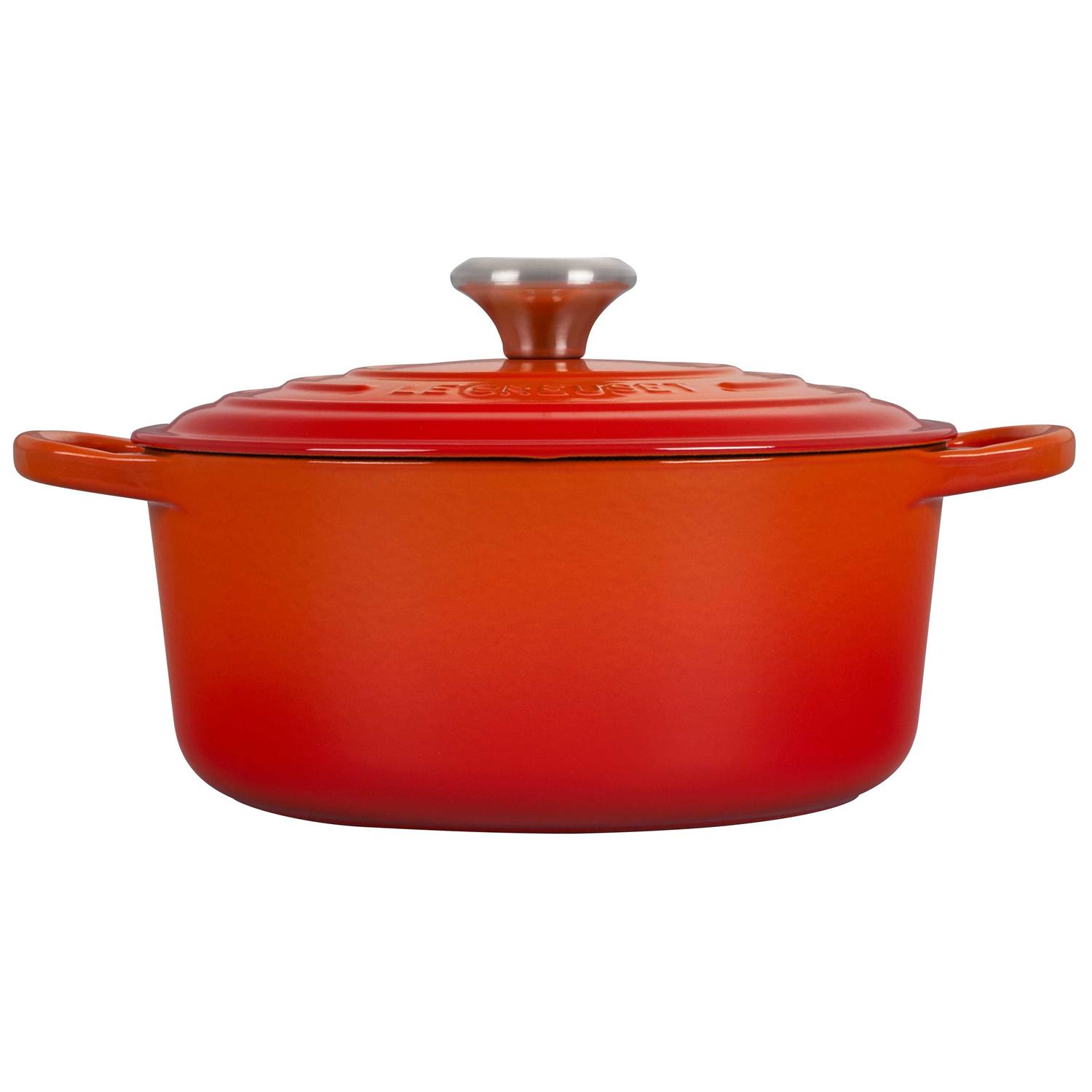 Le Creuset Signature Round Dutch Oven