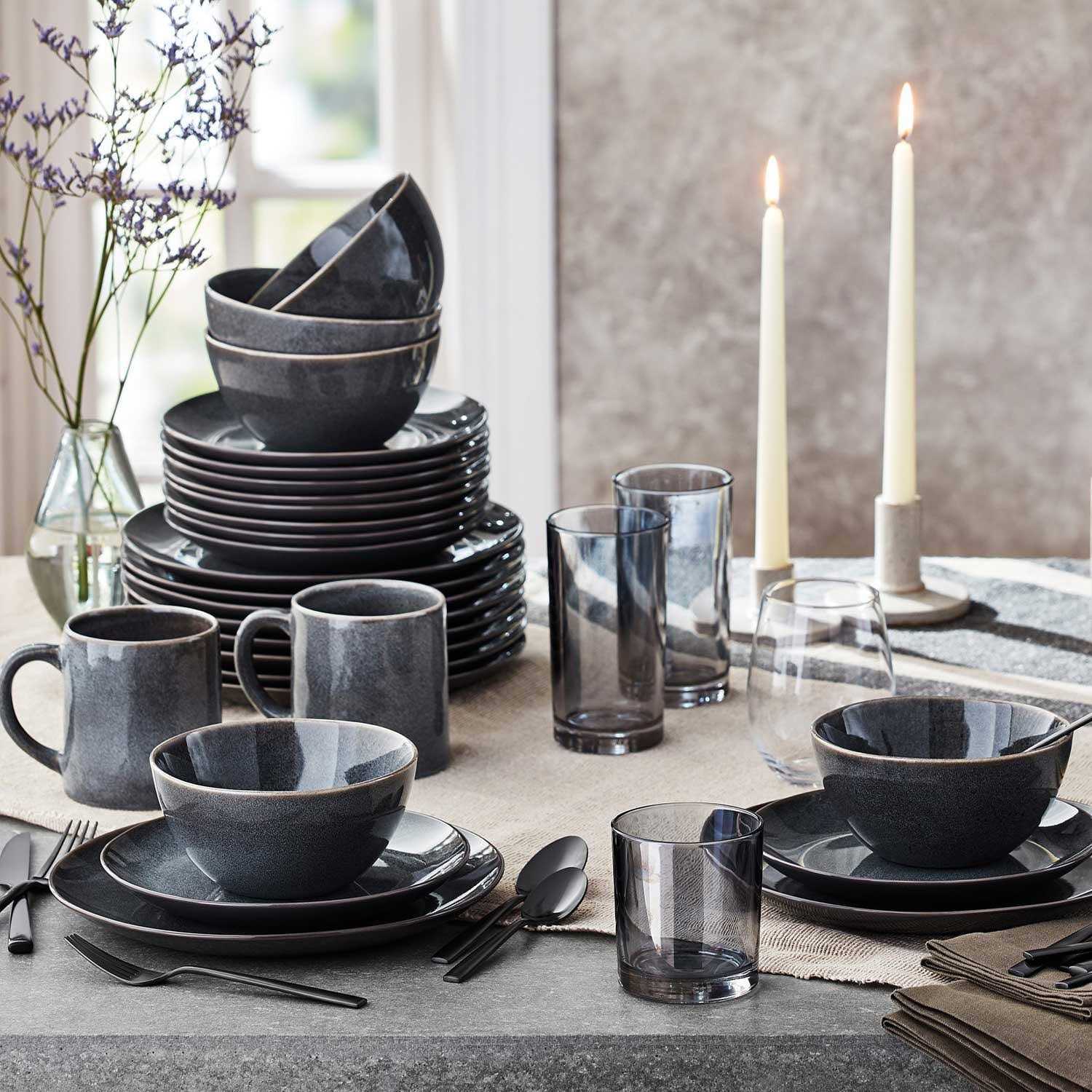 Member’s Mark Premium 18/10 Matte Gold 20 Piece Flatware Set