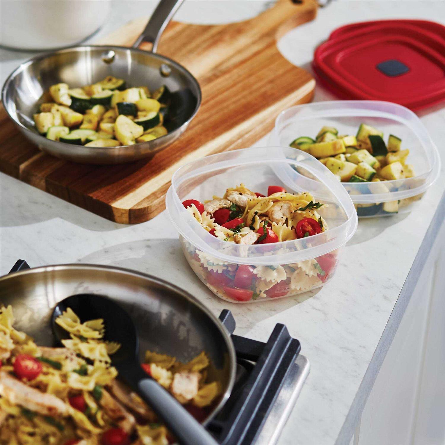 Rubbermaid Easy Find Lids Food Storage