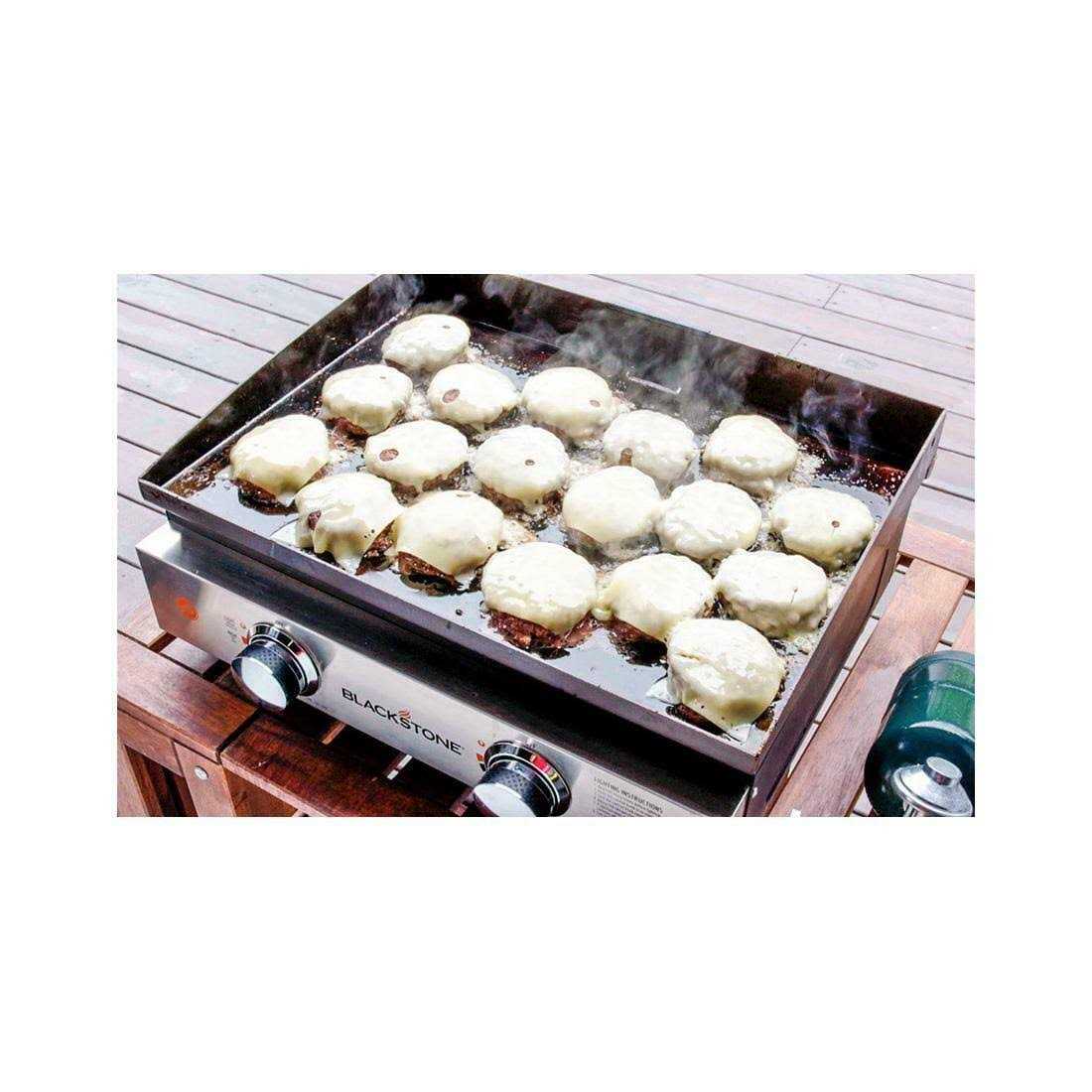Blackstone Tabletop 22 Griddle with Cover Camping