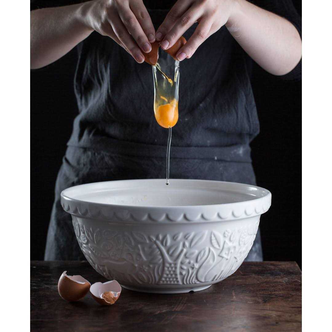 Mason Cash In The Forest Mixing