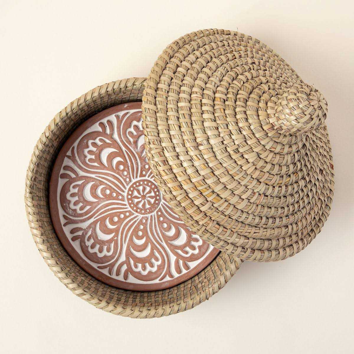 Traditional Bread Warming Set with Lid