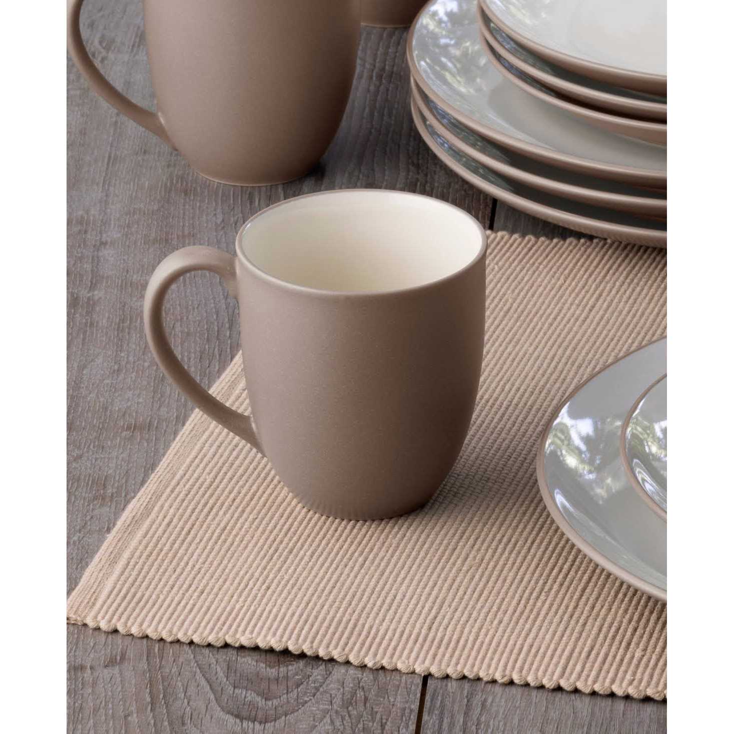 Noritake 4-Piece Colorwave Rim Place Setting