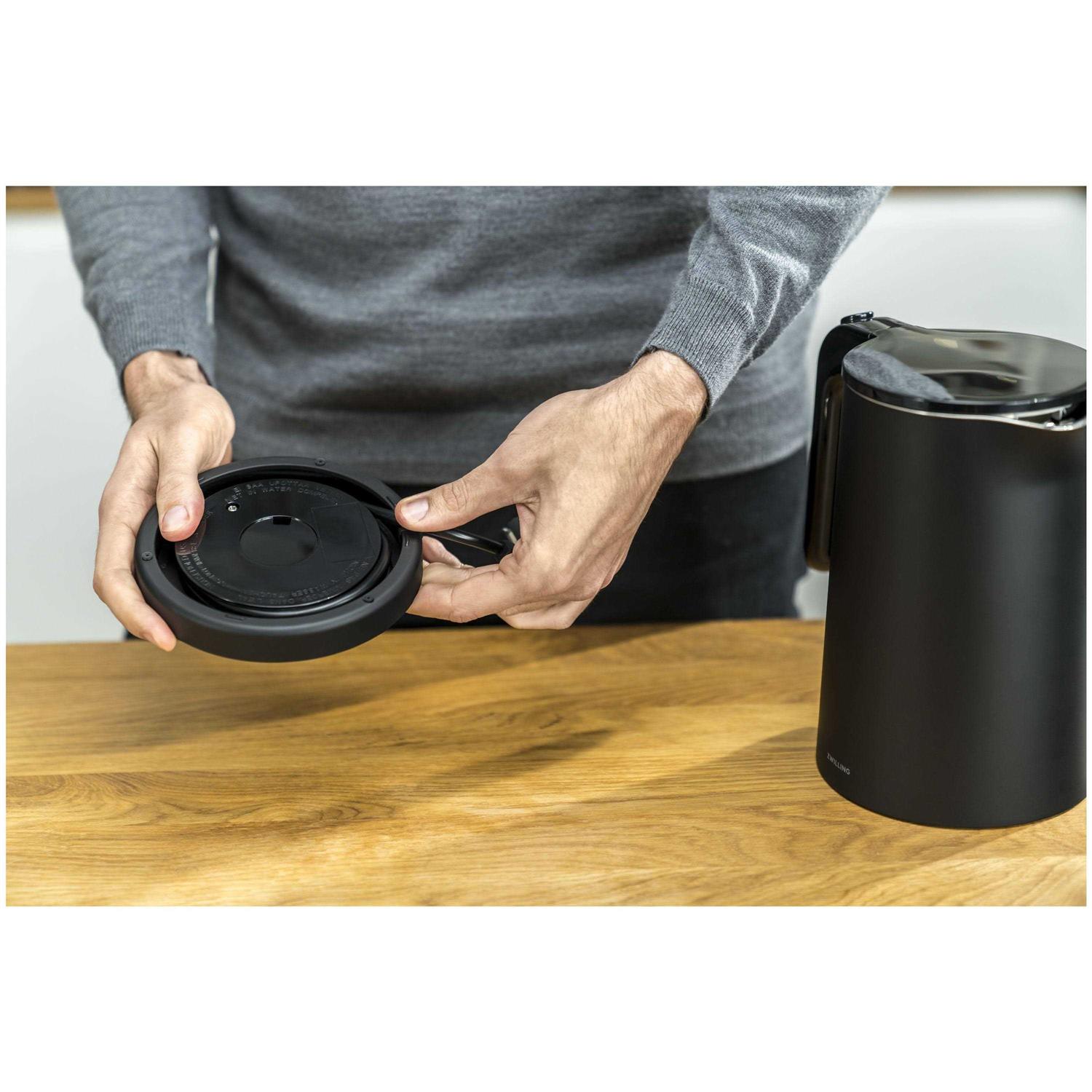 ZWILLING Enfinigy Cool Touch 1-Liter Electric Kettle