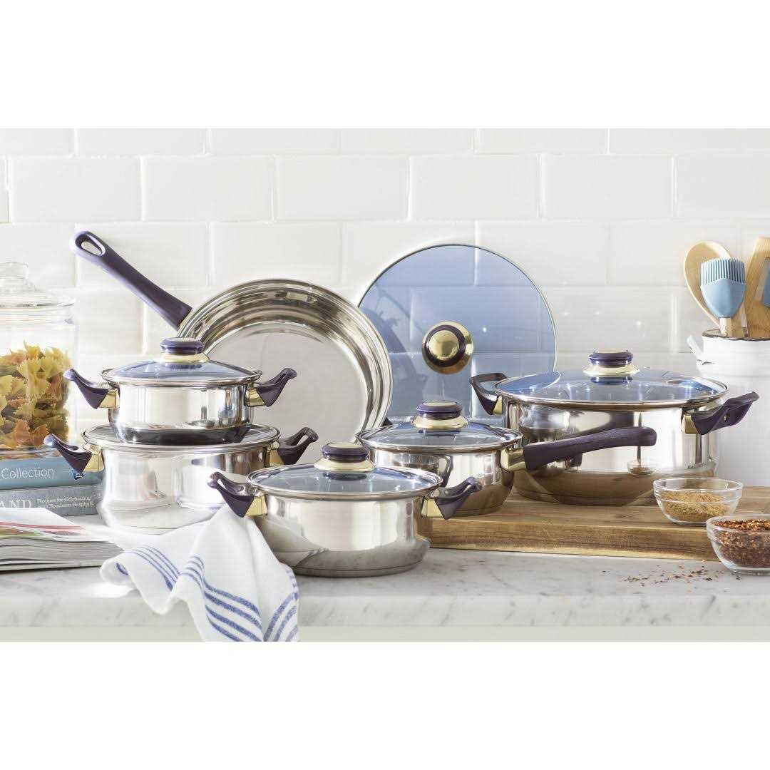 Wayfair Basics 12 Piece Stainless Steel Cookware Set 7447BAE07FBA4894877B9FB0D658302A