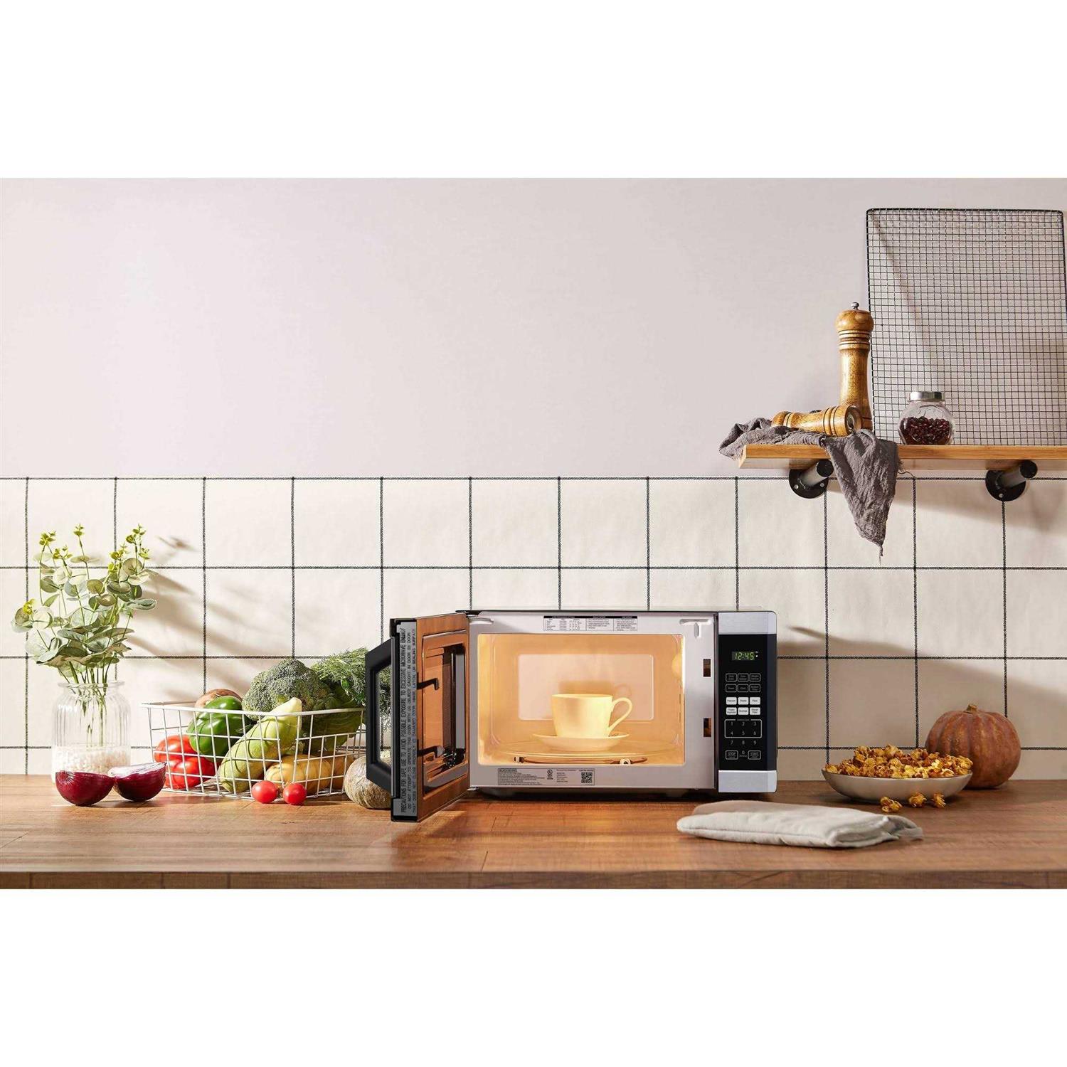 Black+decker 0.9 cu ft 900W Microwave Oven