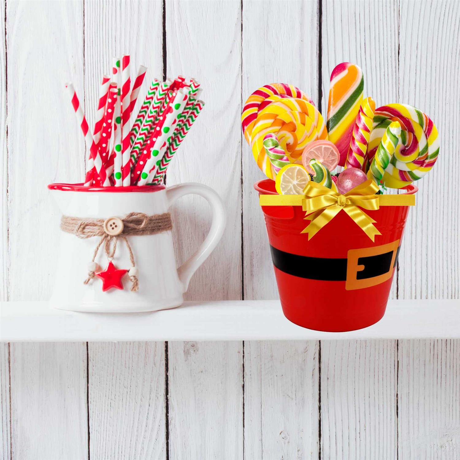 LLE Plastic Buckets with Handles Red Santa Belt Round Basket Multi-Purpose Container Decorative Home Kitchen Candy Bars Vase Toy Baskets