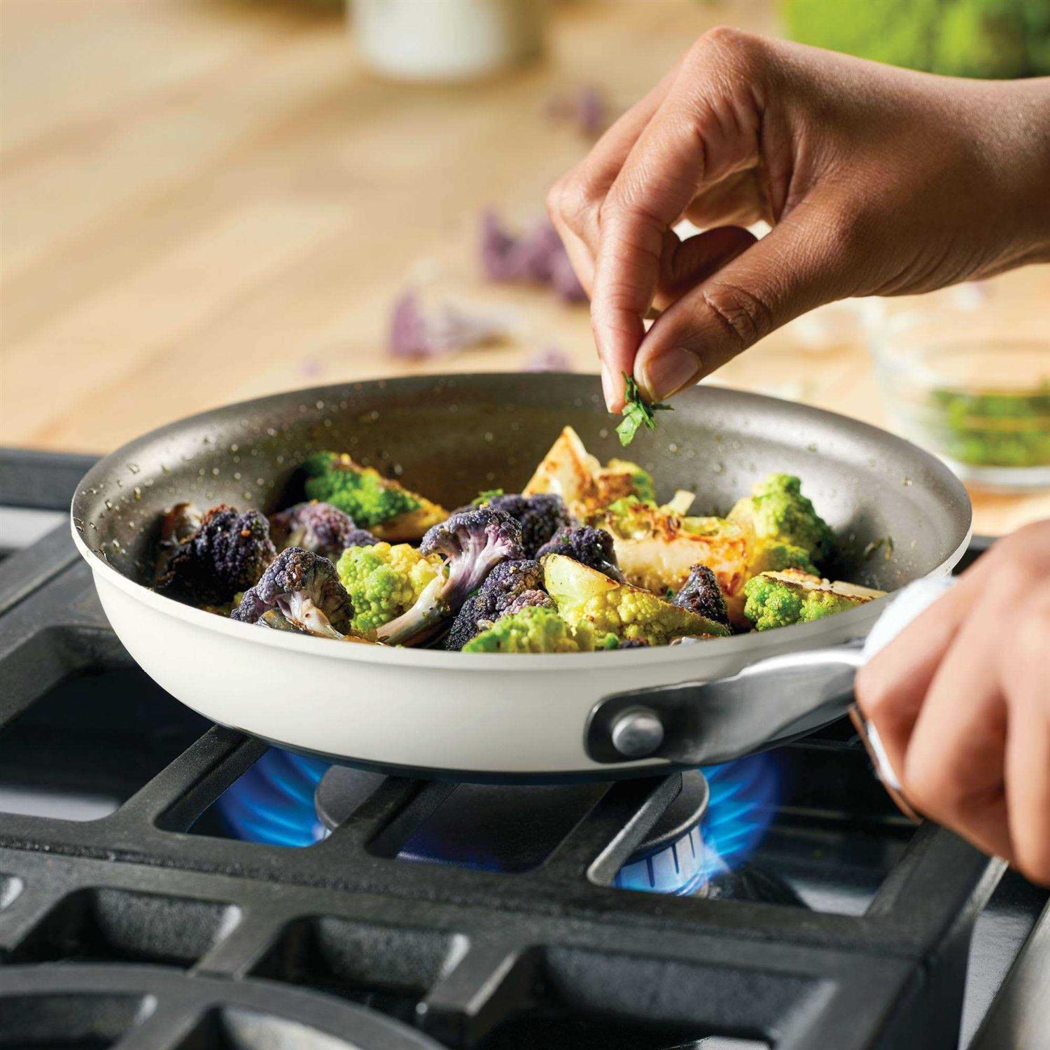 Anolon Achieve Hard Anodized Nonstick Frying Pan
