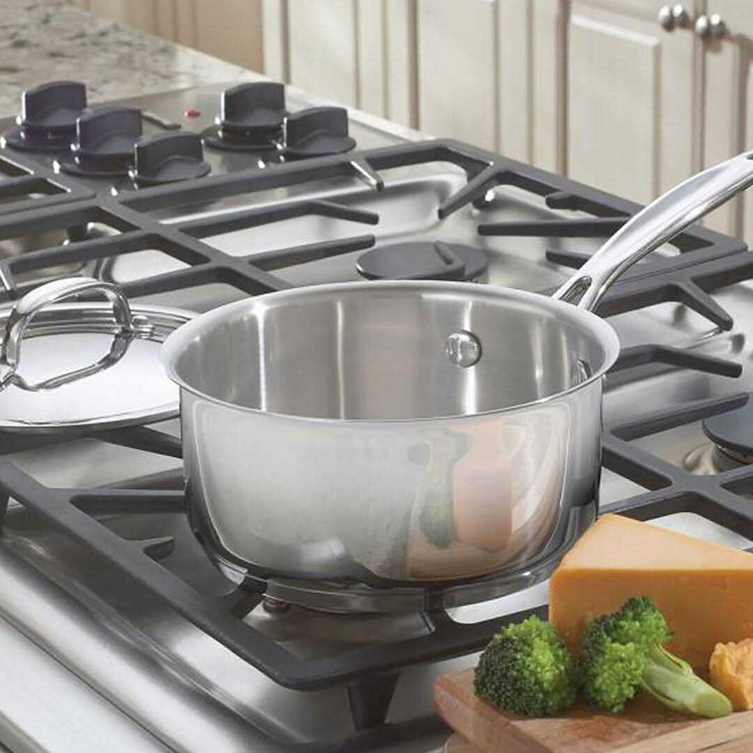 Cuisinart Chef’s Classic Stainless Saucepan