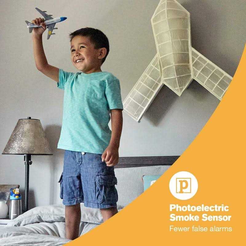 First Alert Sa3210 Dual Sensor Smoke and Fire Alarm