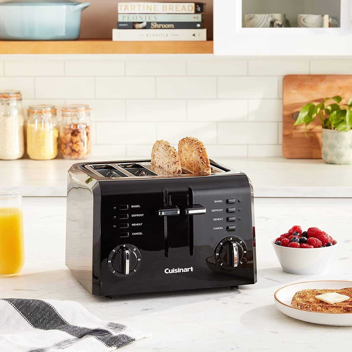 Cuisinart Compact 4-Slice Toaster