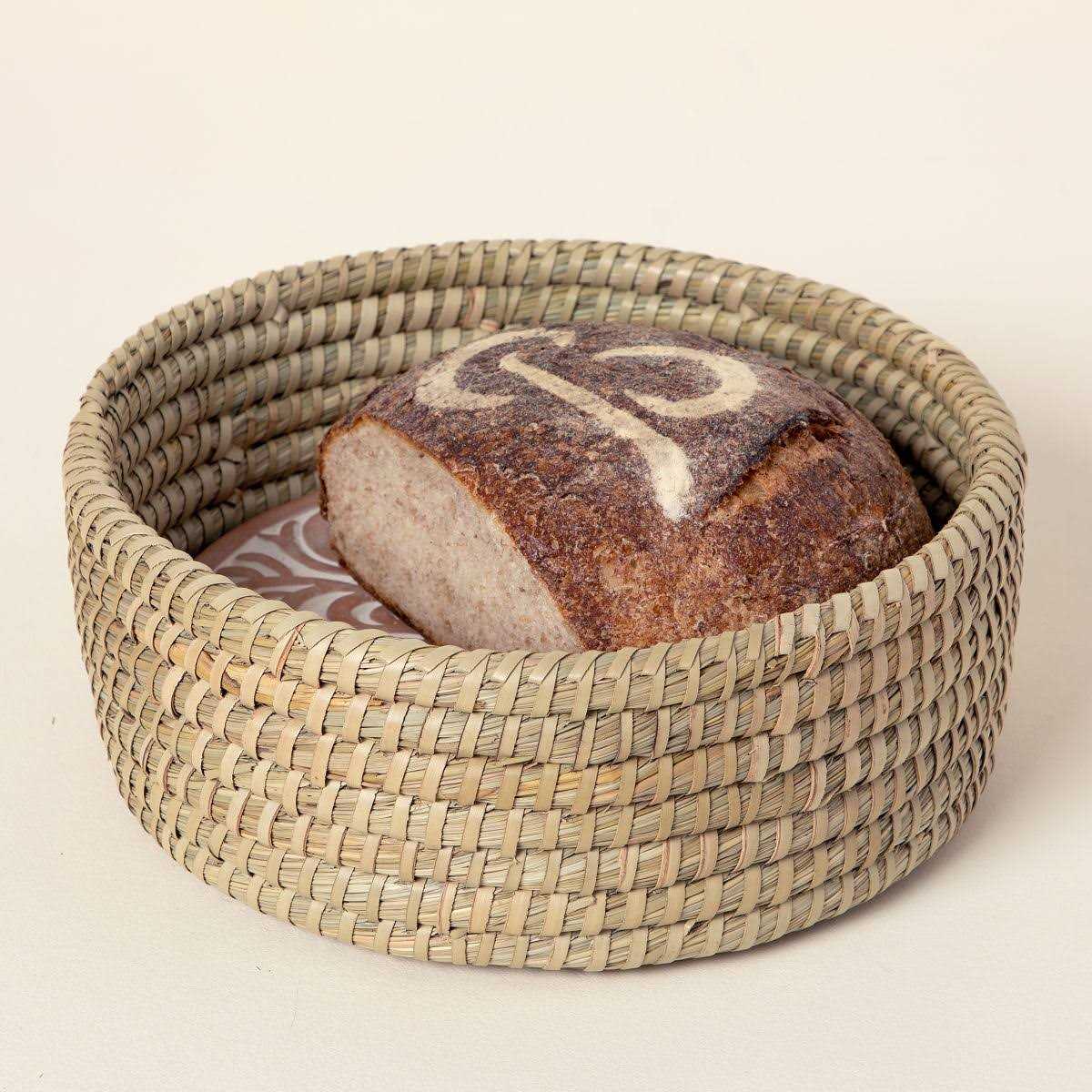 Traditional Bread Warming Set with Lid