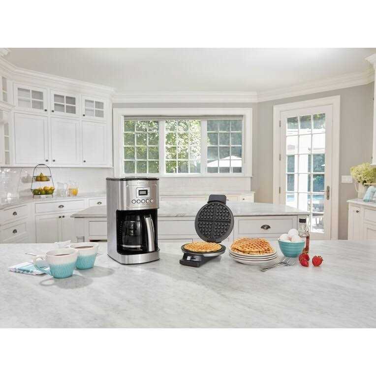 Cuisinart Classic Round Waffle Maker