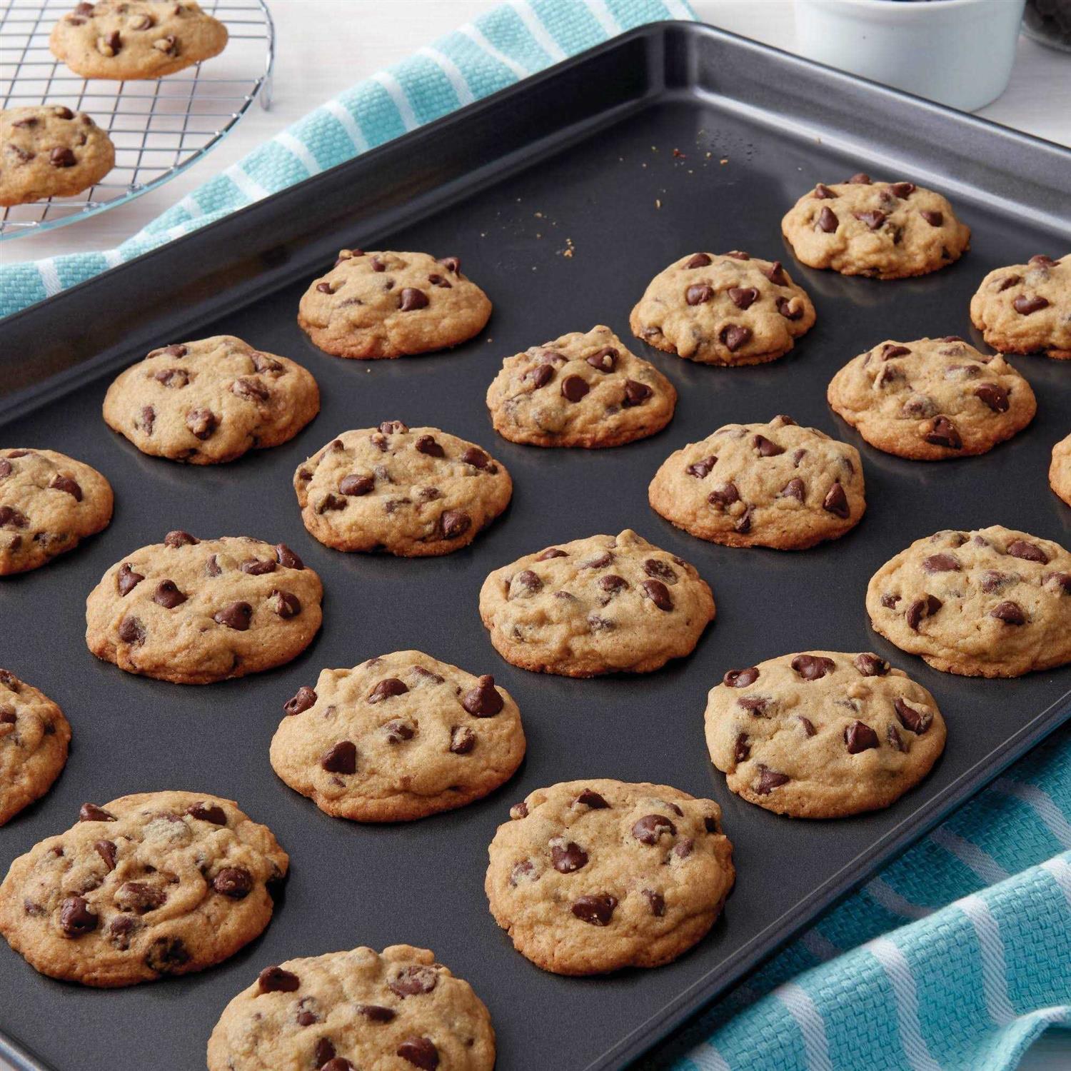 Wilton 15×21 Mega Cookie Sheet