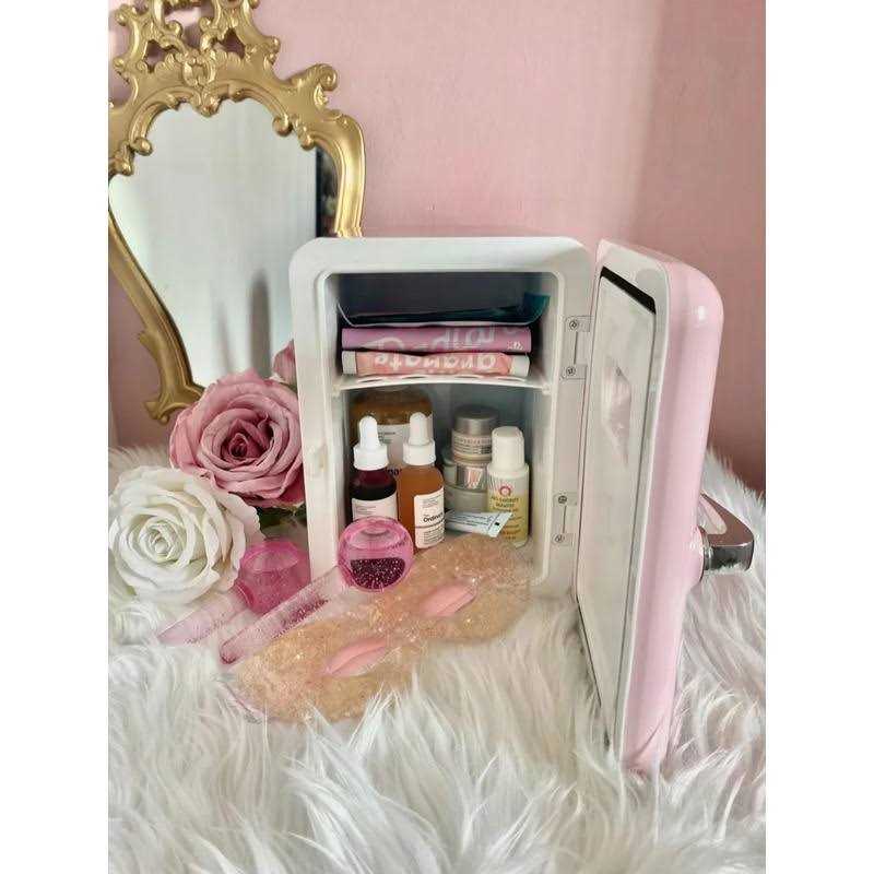 Frigidaire Portable 9-Can Mini