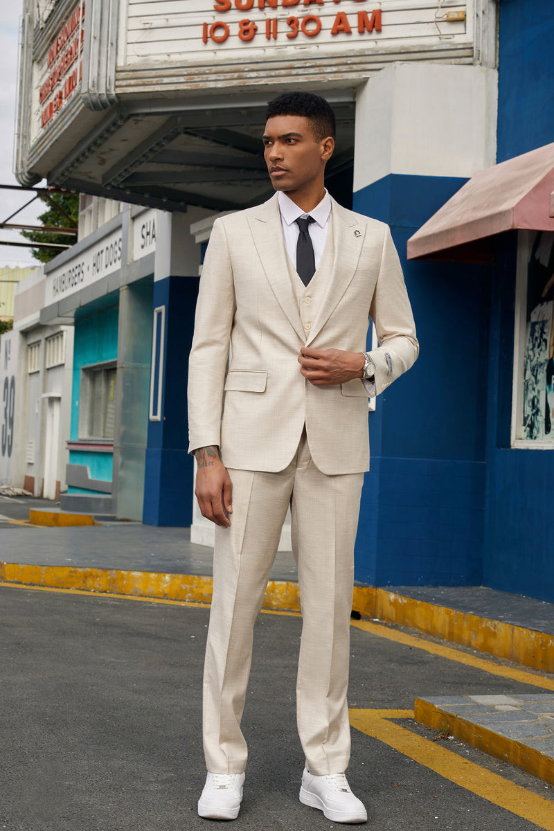 Men’s Stacy Adam’s Vested Summer Peak Lapel Suit in Light Tan