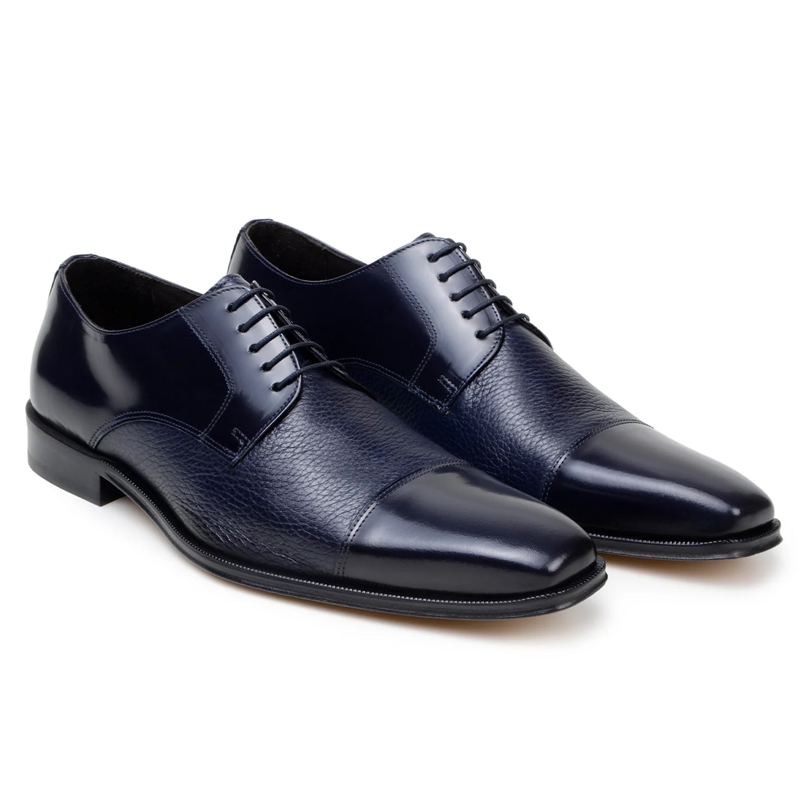 Men’s Belvedere Alexander Italian Deerskin & Nappa Leather Cap Toe Dress Shoe in Navy