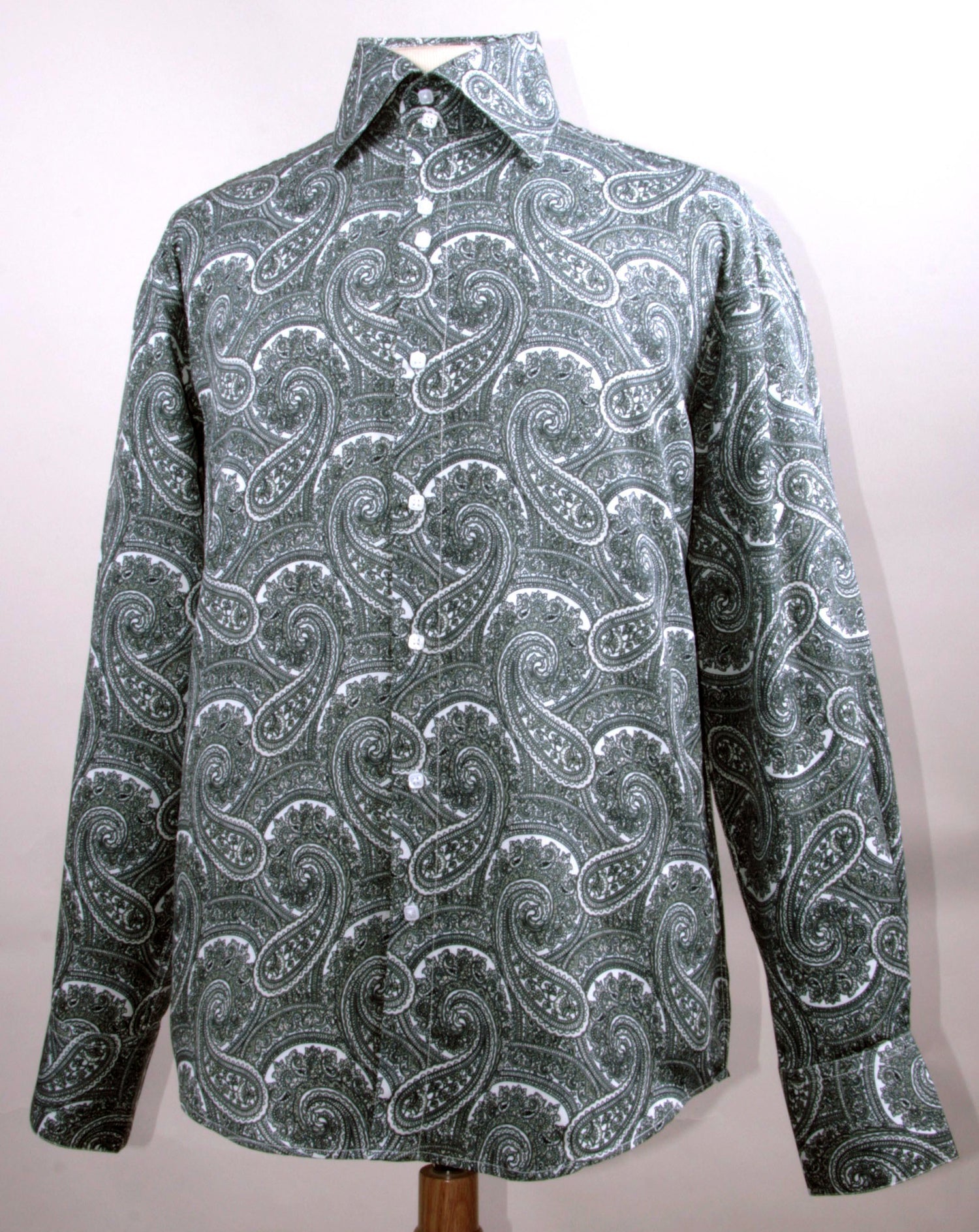 Men’s Regular Fit Fancy Paisley Pattern Sports Shirt in Black