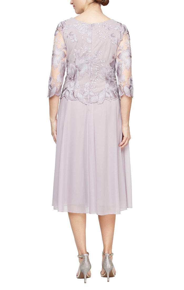 81122420 Embroidered Quarter Sleeves A-Line Dress