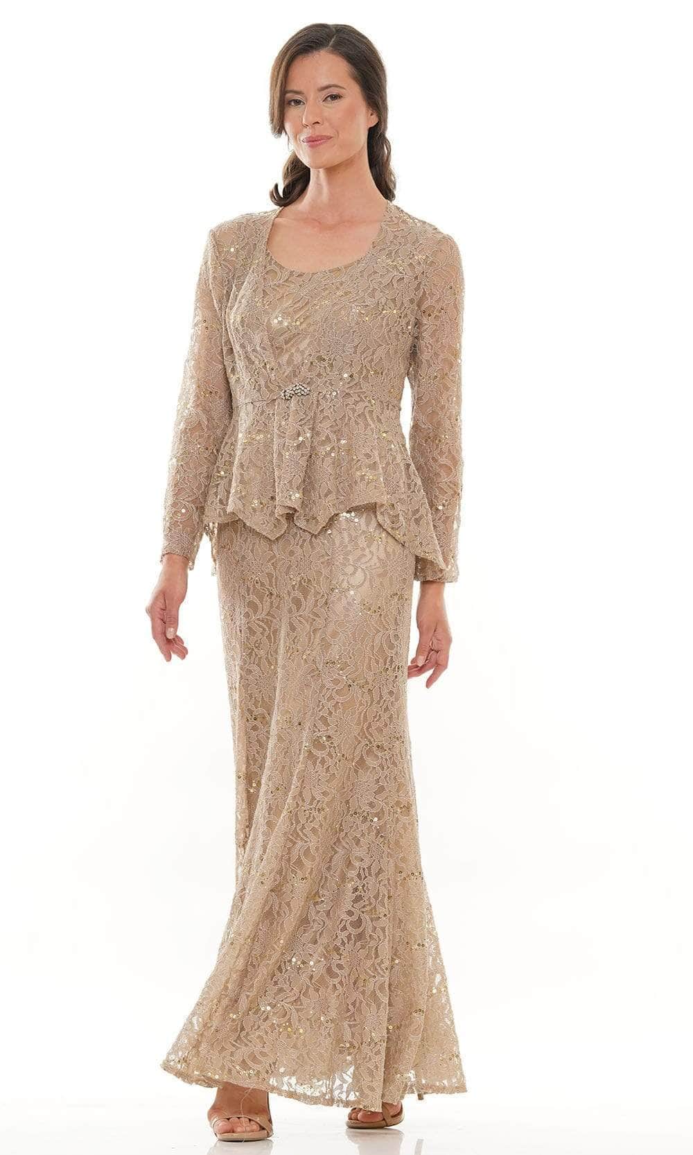 Ornate Lace Formal Set M301