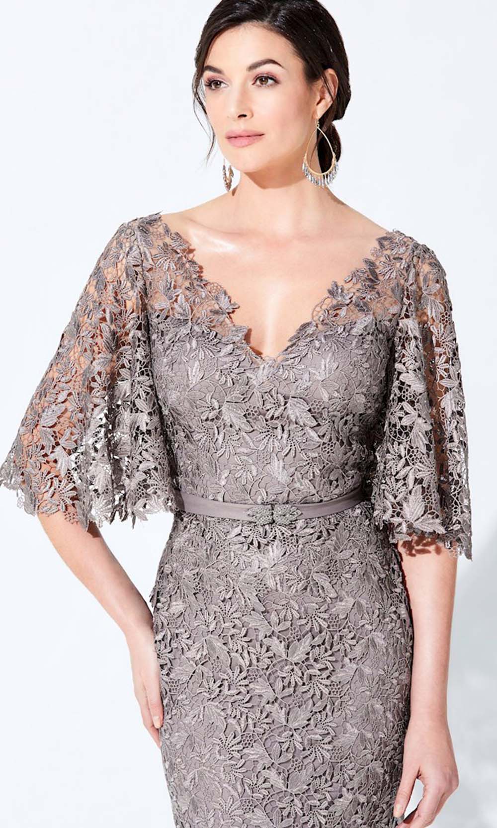 220D29 Lace V-Neck Mother of the Bride Dress